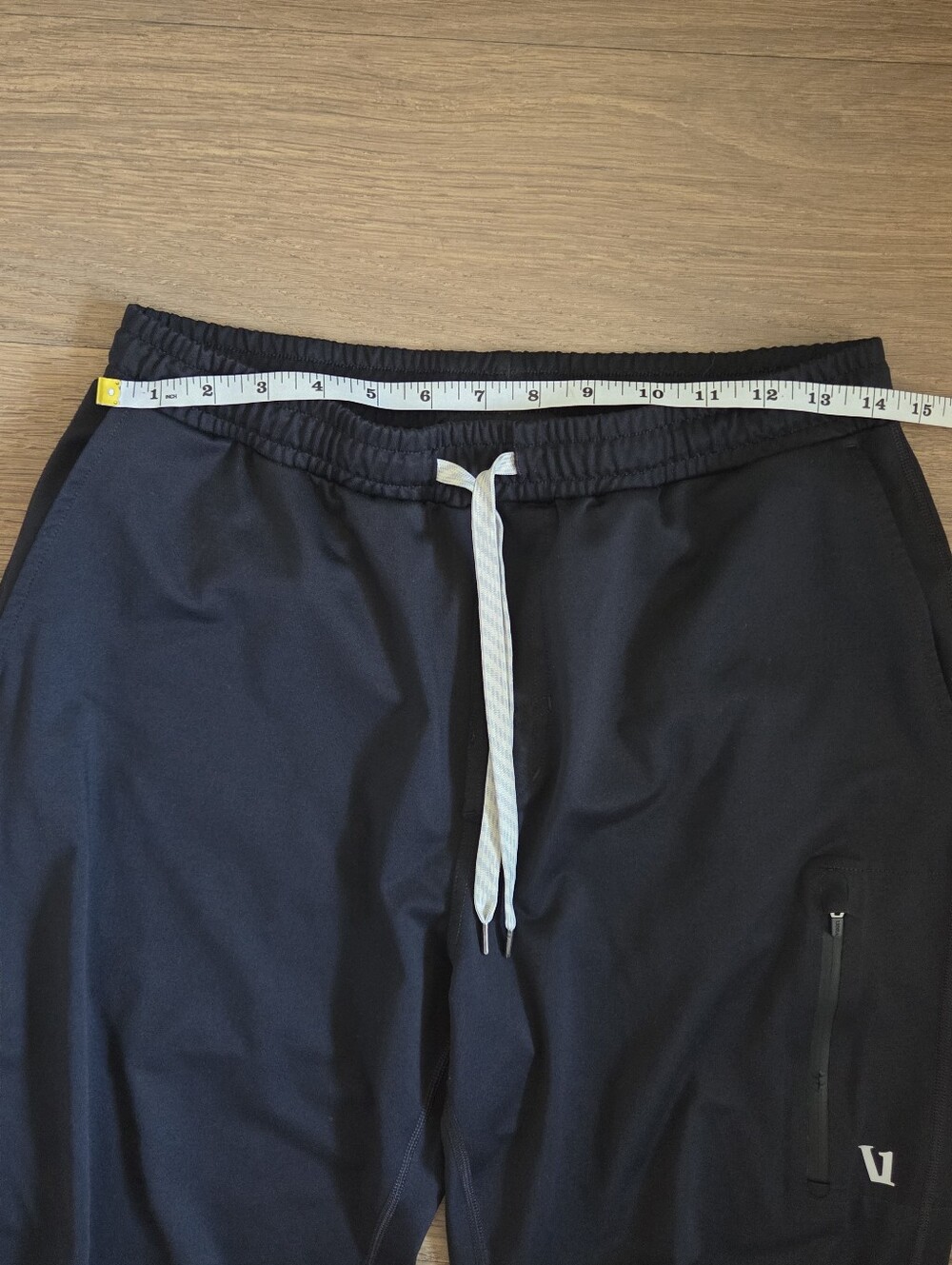 Vuori Sunday Performance Black Men's Athletic Jogger Pants with Zip Pocket - Picture 5 of 7